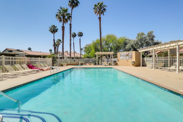 Palm Desert Vacation Rental | 2BR | 2BA | 1,245 Sq Ft | Small Step for Entry