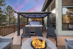 Gather 'round the fire and enjoy quality time with your friends and family.