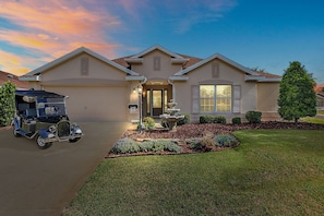 Single level home, Smooth pathway to front door.
