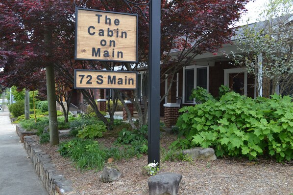 The Cabin on Main