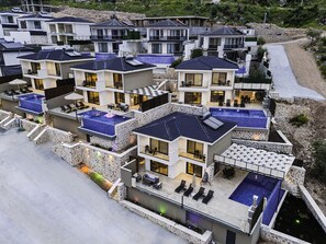 Brand new Villa Metehan along with sister villas in the complex