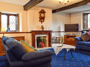 Living room | Weavers Cottage, Barnsley
