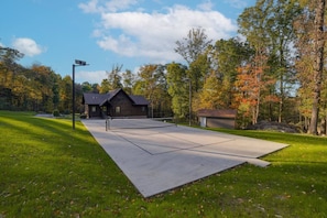 Sportplatz