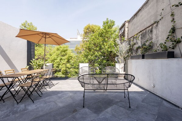 Terrace/patio