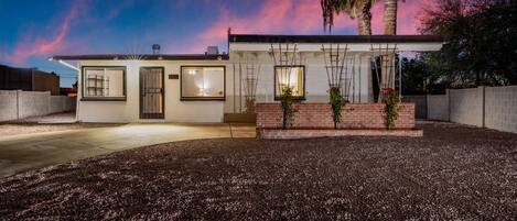 Beautiful remodeled Tucson home with 1-car covered parking & fenced-in backyard