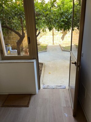 Image 4