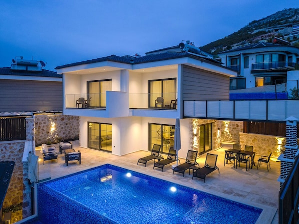 Brand new Villa Talya in Yesilkoy town near Kalkan