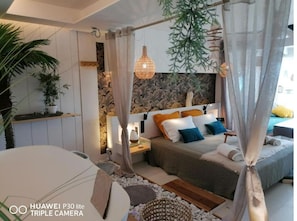 Salle de bain ouverte chambre 2