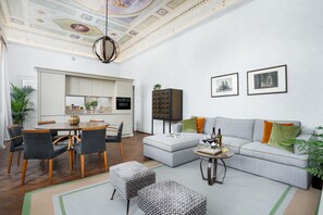 Duchessa Sofia - Dimora degli Affreschi Florence  living space
