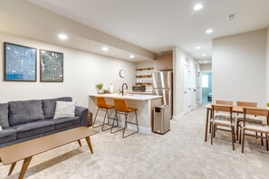 Interior | Open Floor Plan | Free WiFi
