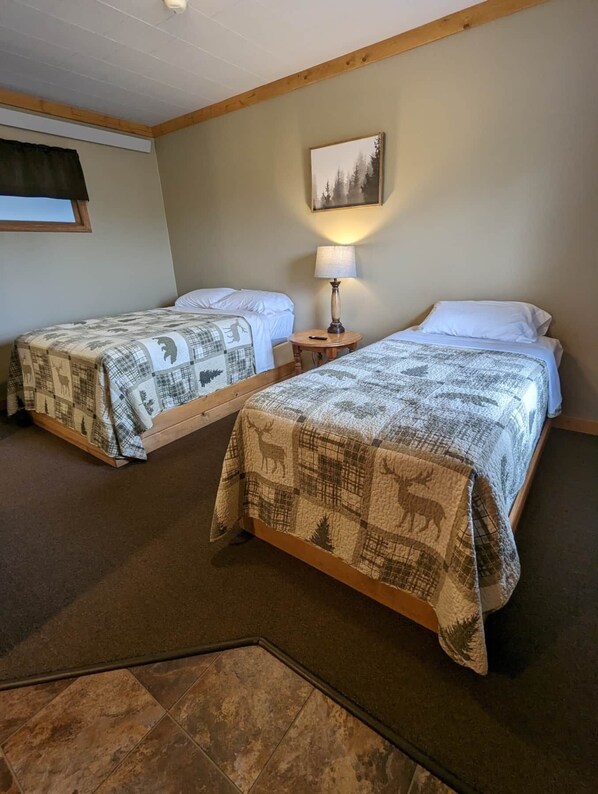 Room 2 - Double/Full Bed and Twin Bed