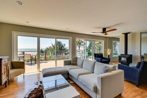 Living Room | Flat-Screen TV | Wood-Burning Stove | Ocean Views
