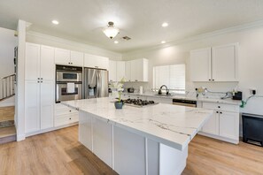 Kitchen | 1st Floor | Drip Coffee Maker | Blender | Toaster