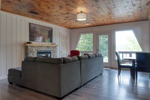 Living room (1)