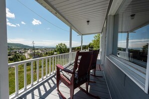 Front gallery with view of Baie-St-Paul