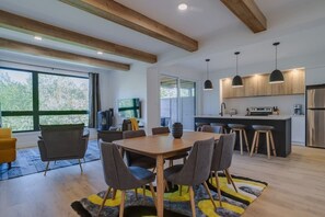 Salle à manger (1)