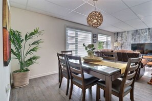 Dining room (1)