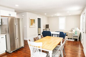 Kitchen Table Seating for 6