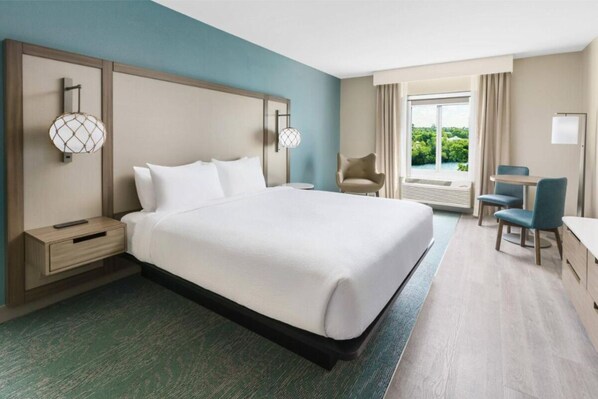 Unit with 1 King bed