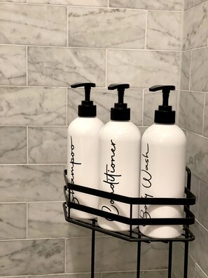 Bathroom amenities