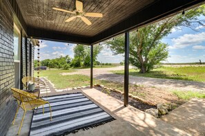 Front Porch | Valley Views