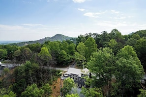 Beautiful, Peaceful Surroundings.