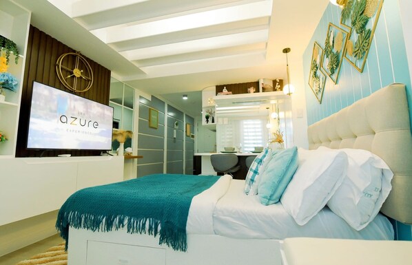 Charming studio unit at Azure North that can accommodate 2 to 4 guests. 

