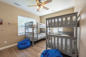 Bedroom 3~ Kids Room