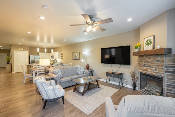 Living Room with 70in TV