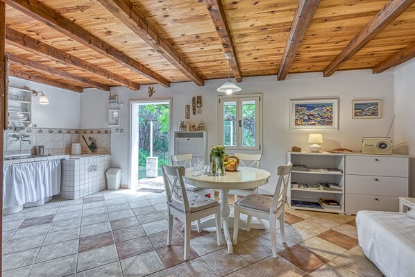 Living and dining room