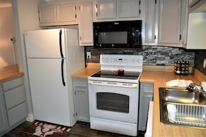 Crockpot, bakeware and starter dishwasher tabs for our guests!