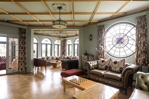 The living room at Christie Mansion, Isle of Wight