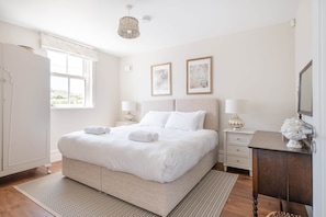 Double Room (1)