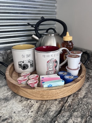 Kaffee und/oder Kaffeemaschine
