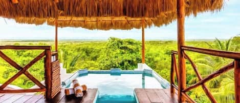 When back to nature includes a spa tub and jungle views