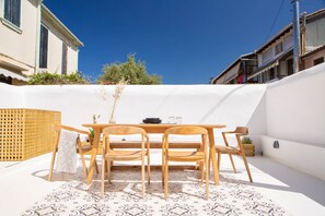 Patio (3)