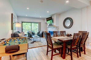 Spielezimmer