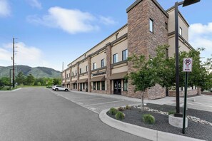 Condo Exterior | Surface Lot (1 Vehicle) | Overflow Lot