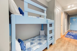 Atlantic Towers 309-print-020-028-Hall Bunks-4200x2760-300dpi