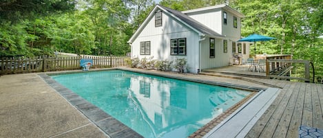 Lusby Vacation Rental | 4BR | 2BA | 2,000 Sq Ft | Stairs Required