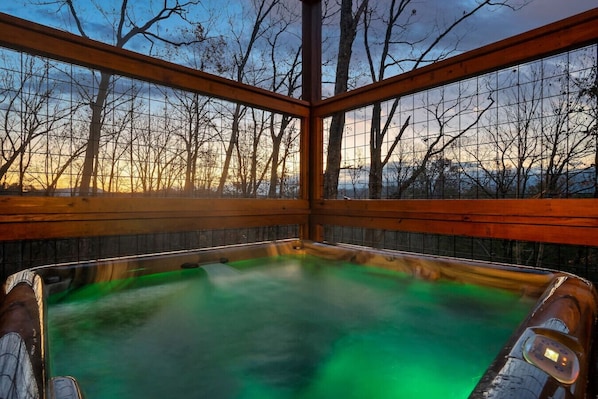Bain à remous extérieur