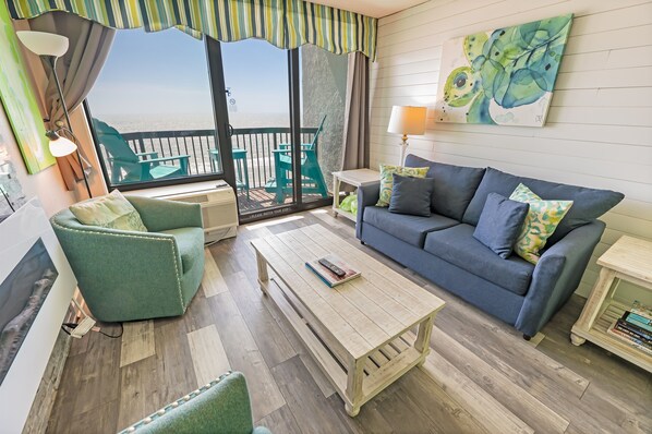 Large Living Area with Amazing Views of the Ocean, Beautifully Decorated