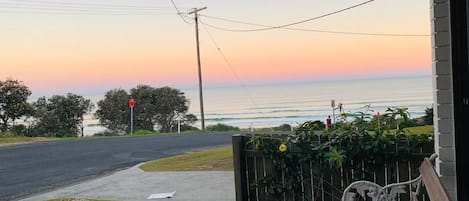 Actual view from apartment.Great place to enjoy a cuppa and watch the whales.