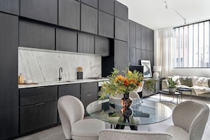 Open plan kitchen and dining area