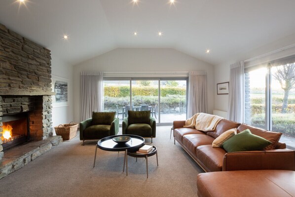 Open fire in 2nd Lounge