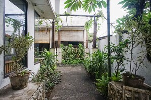 施設の正面