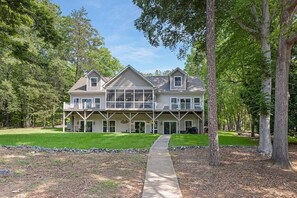 Backyard overlooking beautiful Lake Norman