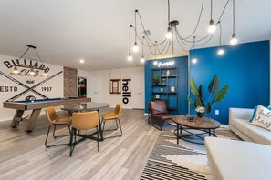 Create Memories: Comfortable Living Room for Family Gatherings