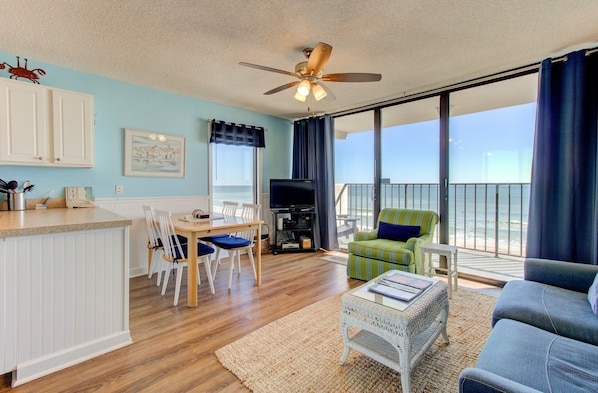Atlantic Towers 601-print-001-015-Main Living Area-4200x2760-300dpi