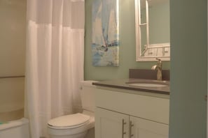 Atlantic Towers 1104-large-012-011-Bathroom-1500x999-72dpi
